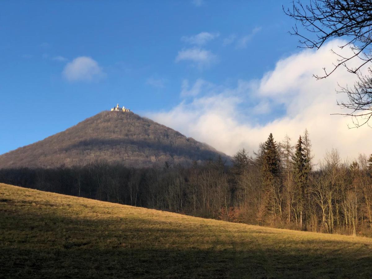 Pokoje V Chalupe Pod Milesovkou Velemin Extérieur photo