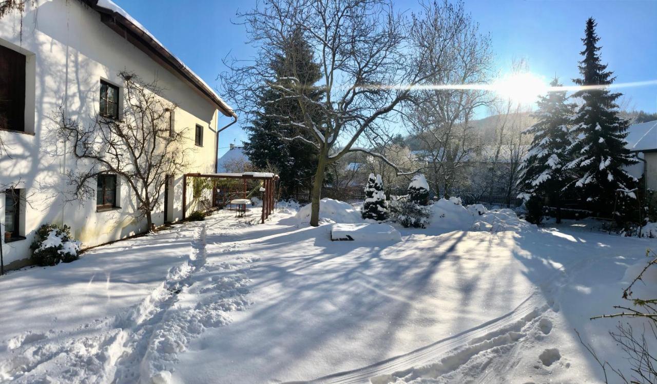 Pokoje V Chalupe Pod Milesovkou Velemin Extérieur photo