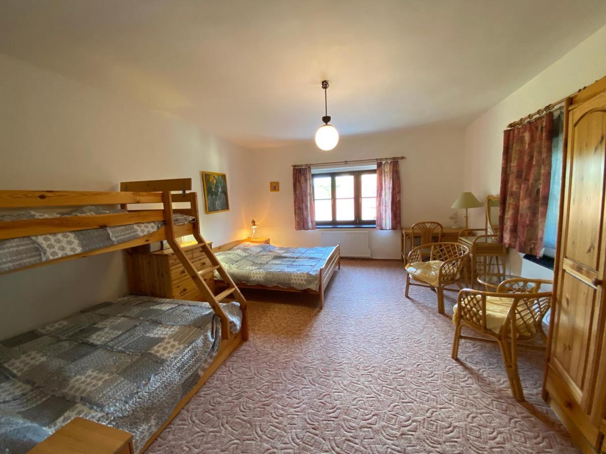 Pokoje V Chalupe Pod Milesovkou Velemin Extérieur photo